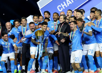 Napoli Juara Supercoppa 2025 usai tekuk Bologna 2-0. David Neres cetak brace, Antonio Conte raih gelar ganda bersejarah perdana sejak era 1990. (Getty Images Sport)