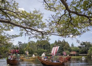 Wisata Pulau Jawa