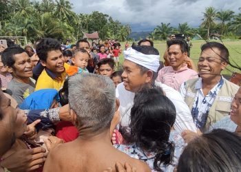 Gubernur Jabar Dedi Mulyadi imbau warga Jabar unggah kondisi di Medsos jika terjebak banjir longsor di Aceh/Sumut/Sumbar. Pemda Jabar siap fasilitasi kepulangan. (HUMAS JABAR)