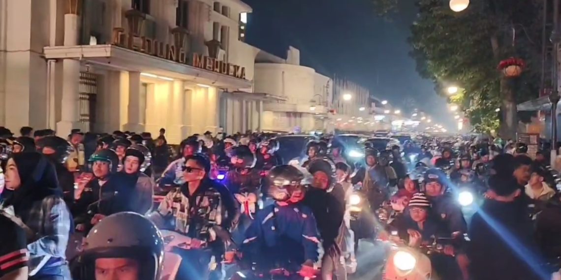 perayaan malam tahun baru