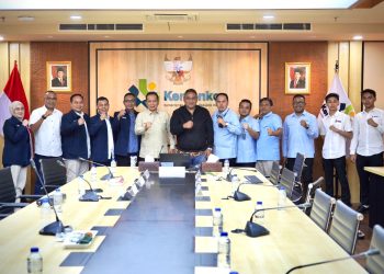 JMSI dan Menteri Koperasi Ferry Juliantoro berkolaborasi untuk menyukseskan program Koperasi Merah Putih di seluruh provinsi. Fokus utama pada literasi bagi Gen Z dan milenial. (JMSI)