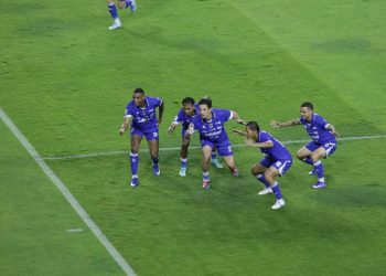 Selebrasi para pemain Persib usai Thom Haye mencetak gol ke gawang Malut United. (Foto: Official Persib)