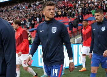 Ben White menandai kembalinya ke Timnas Inggris dengan gol ke gawang Uruguay meski sempat disoraki fans di Wembley. (Instagram/@benwhite)