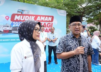 PT Bio Farma memberangkatkan 505 peserta mudik gratis 2026 menggunakan 11 unit bus ke Jawa Tengah dan Jawa Timur. Program ini dilepas langsung oleh Wali Kota Bandung, M. Farhan. (PT Bio Farma )