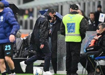 Inter Milan lakukan silenzio stampa sebagai protes kepada wasit. (Foto: REUTERS/Daniele Mascolo)