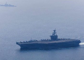 Foto: Ilustrasi kapal induk AS (via REUTERS/U.S. Navy